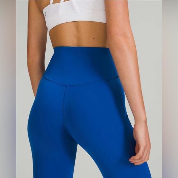 Lululemon Base Pace High-Rise Tight 25" in Symphony Blue - Picture 3 of 8